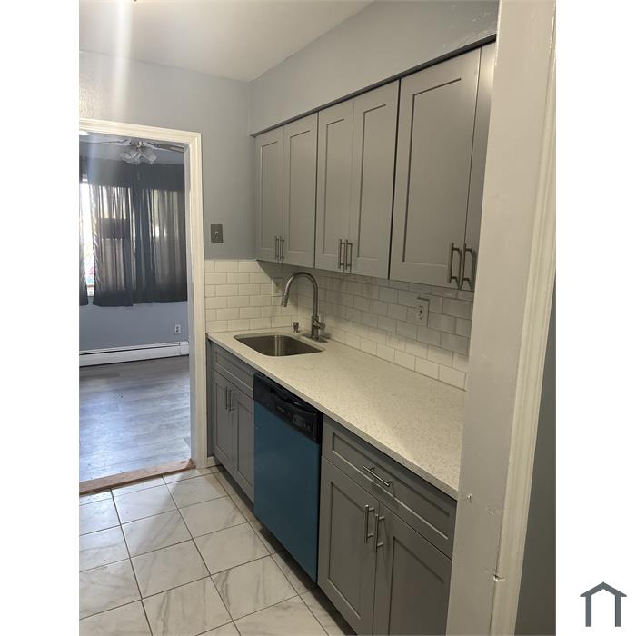 78 Roosevelt Dr